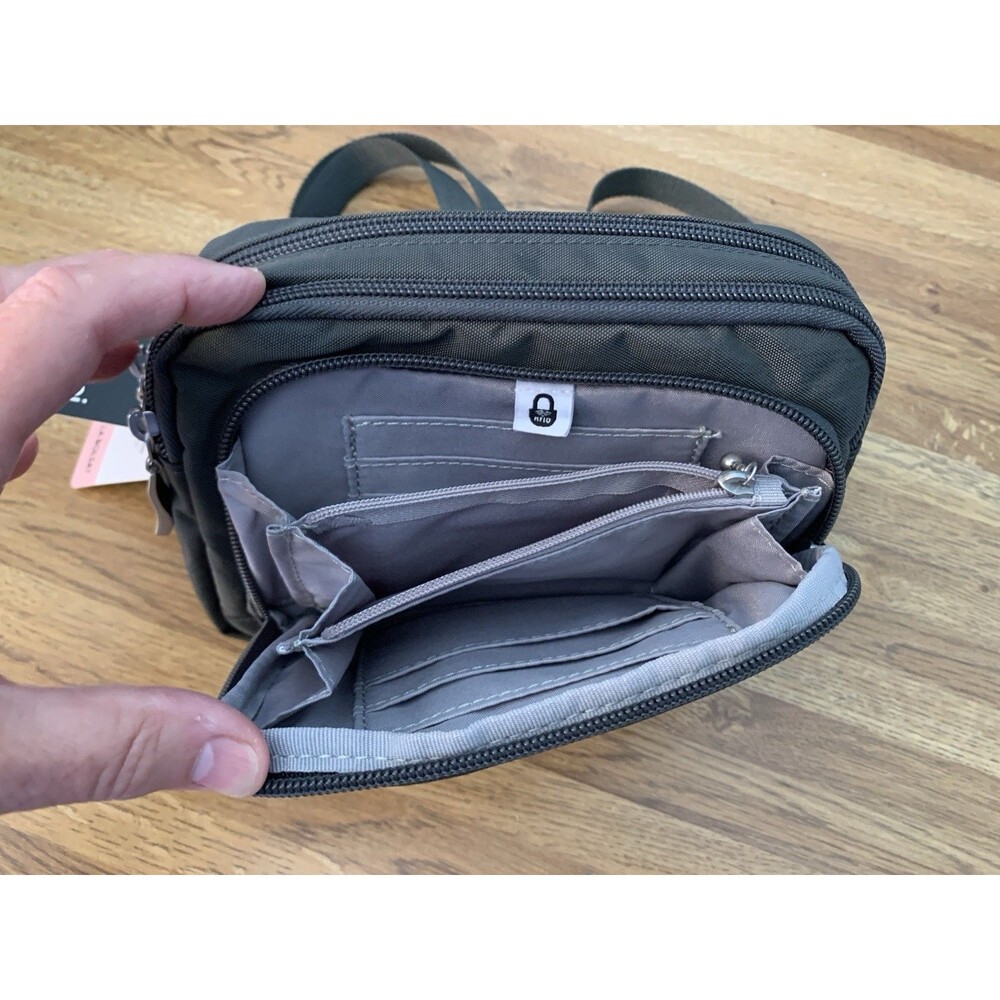 Baggalini Triple Zip Bag RFID Front Wallet Crossbody Fanny Belt Loops NEW NWT - Picture 10 of 11